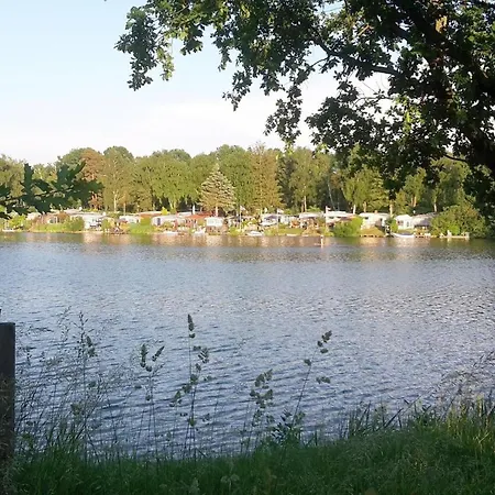 公寓 Am Pruesssee In *