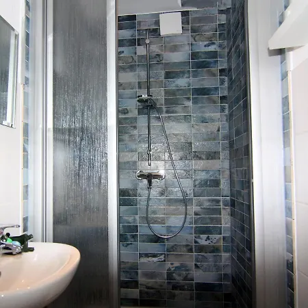 Am Pruesssee In Apartment Guster